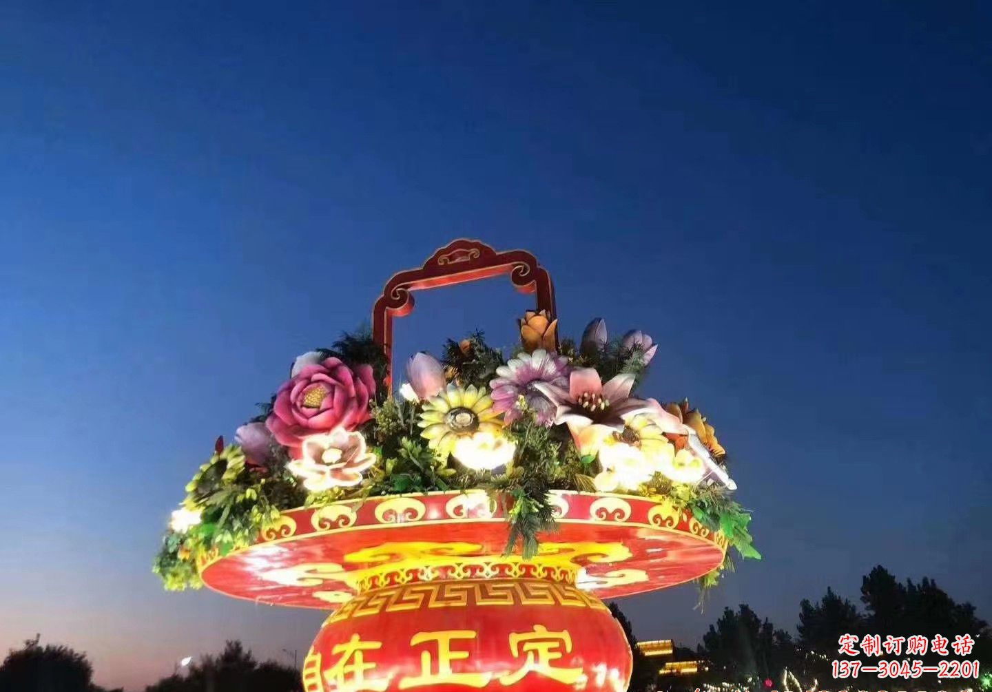 黑龙江玻璃钢花篮景观雕塑让美景永恒