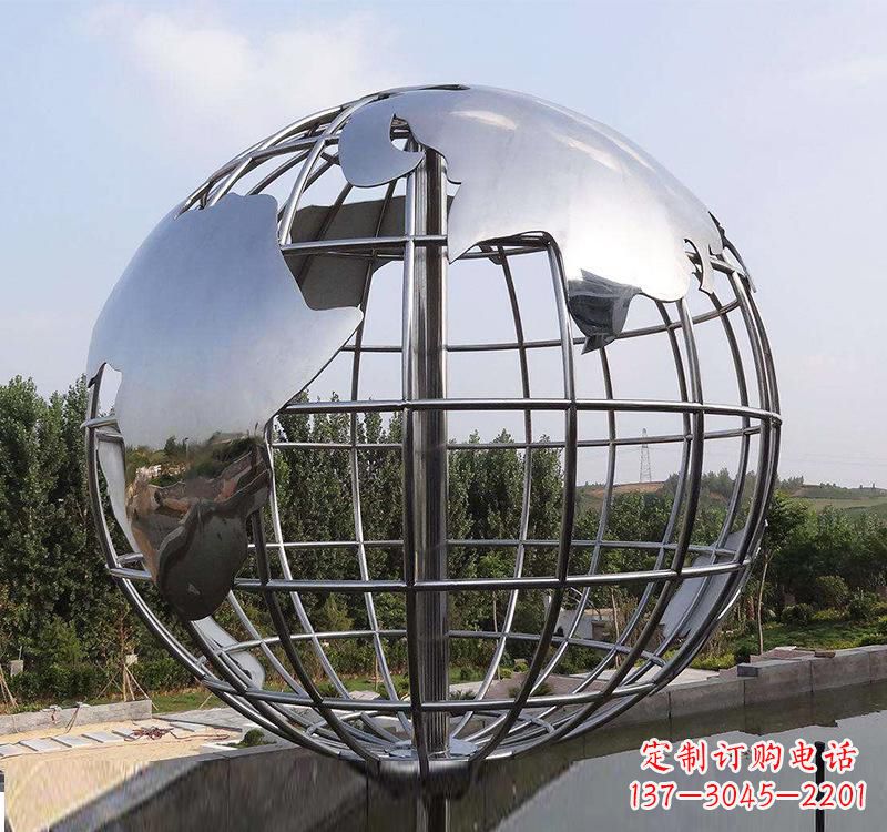 黑龙江不锈钢户外地球仪雕塑一件既美观又能提醒人们环保的艺术品
