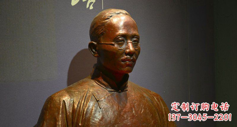 黑龙江蔡元培——一位传奇民族英雄的雕塑