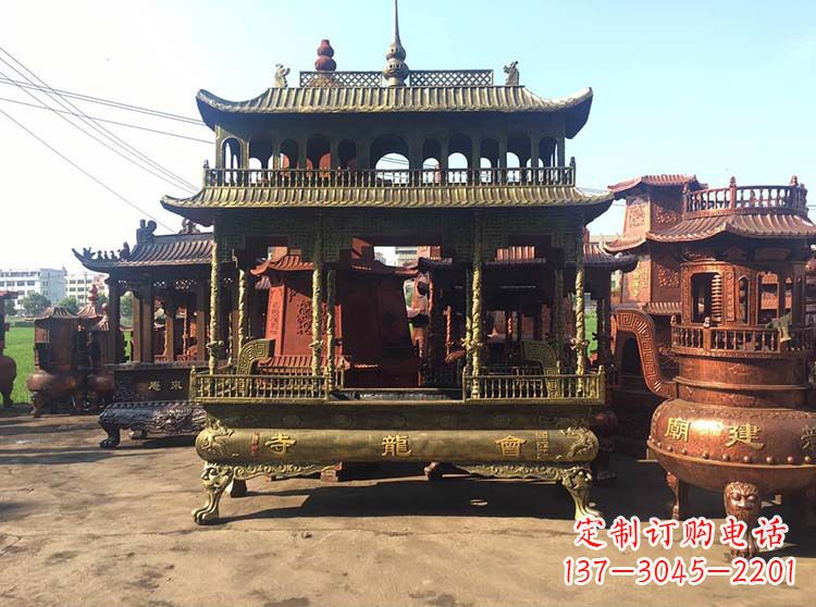 黑龙江高浮雕螭龙纹铜香炉