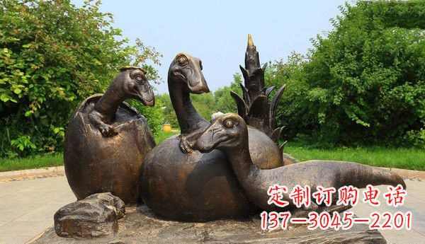 黑龙江公园仿真恐龙铜雕
