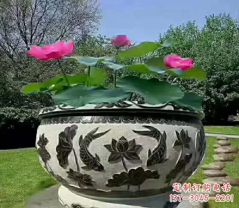 黑龙江唯美鲤鱼水缸雕塑