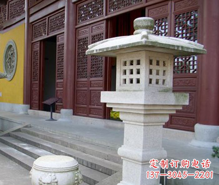 黑龙江寺庙景观镂空石灯石雕