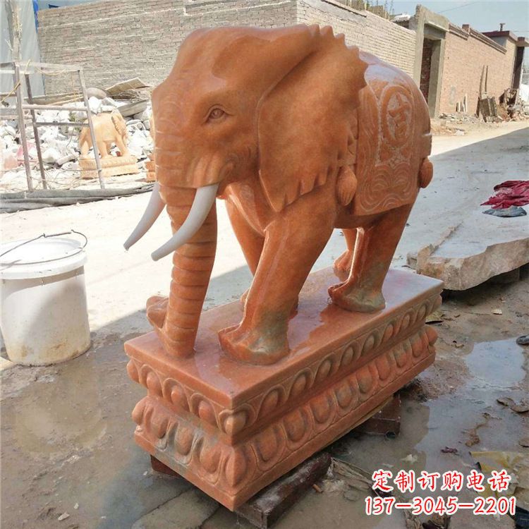 黑龙江晚霞红石雕大象
